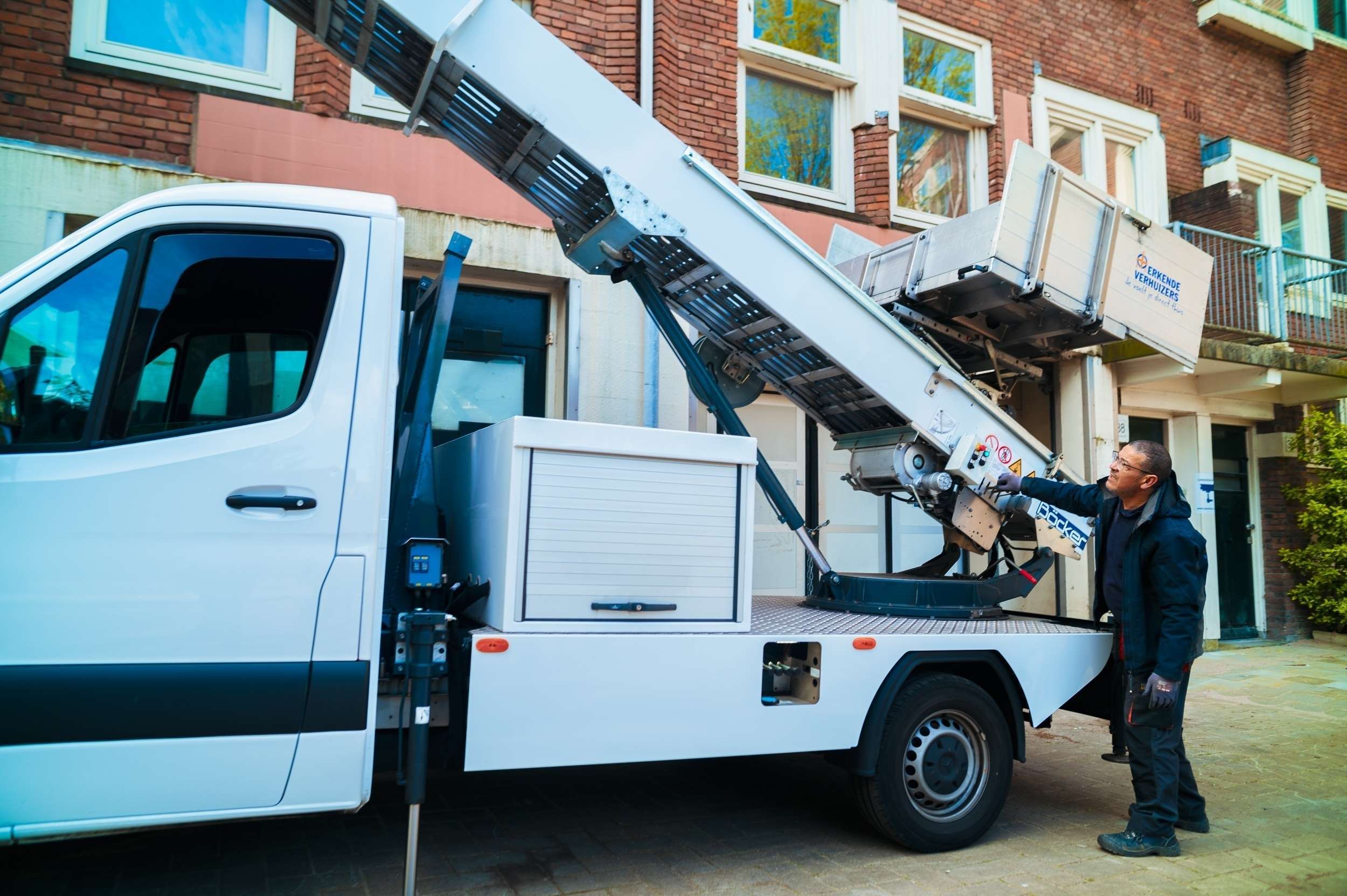 Verhuislift huren Rotterdam